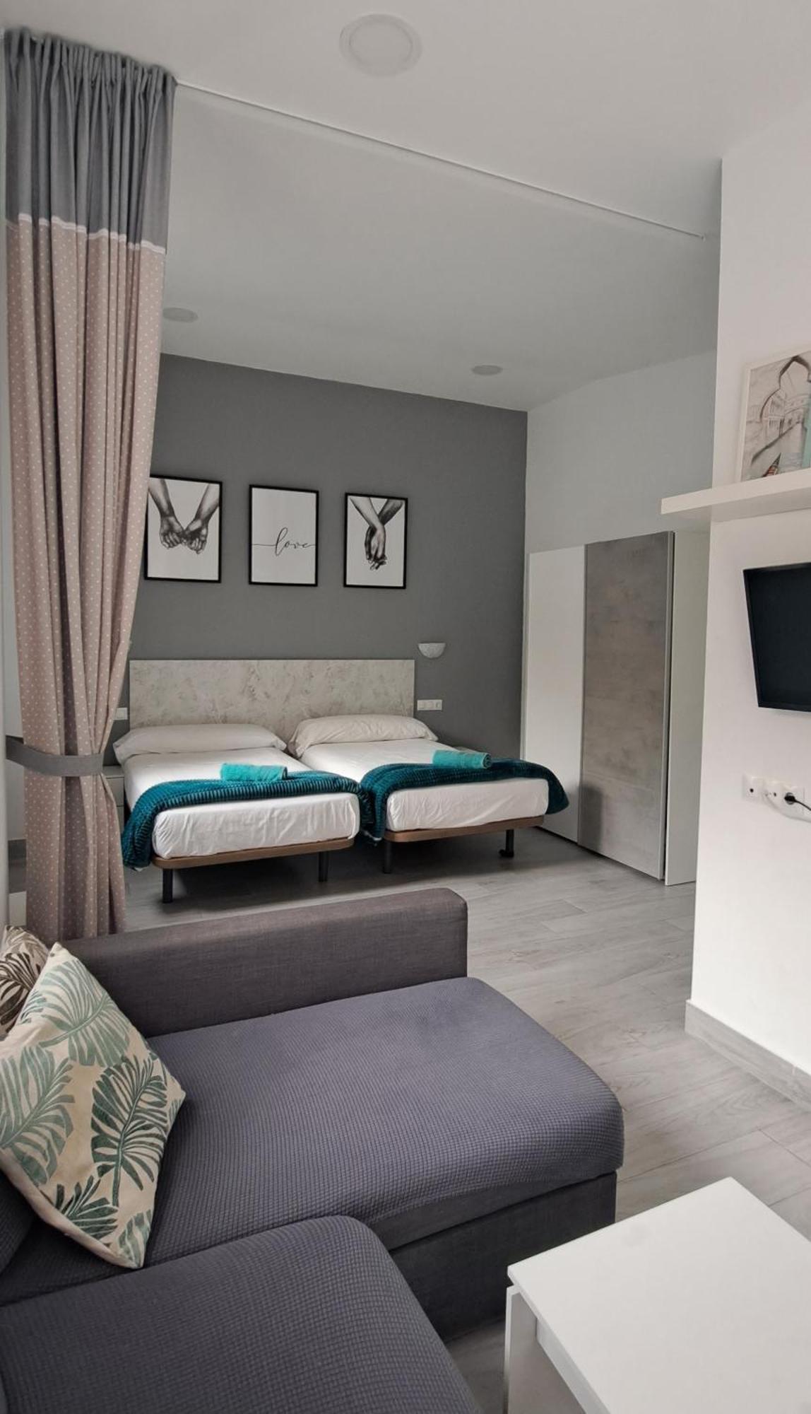 Apartamento La Loperana มาลากา ภายนอก รูปภาพ